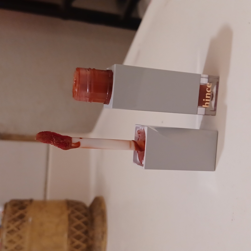 Vince lipstick